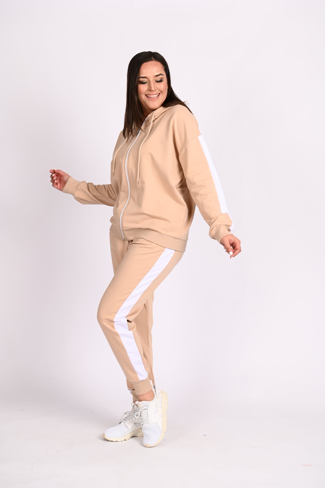 Dres damski duże rozmiary 3103-22