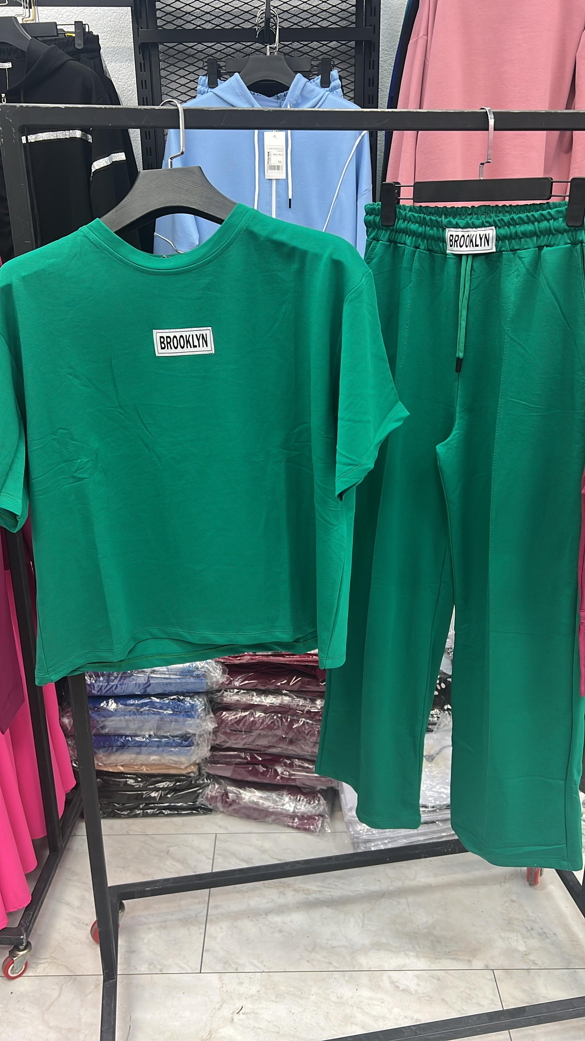 Dres damski duży rozmiar 8196