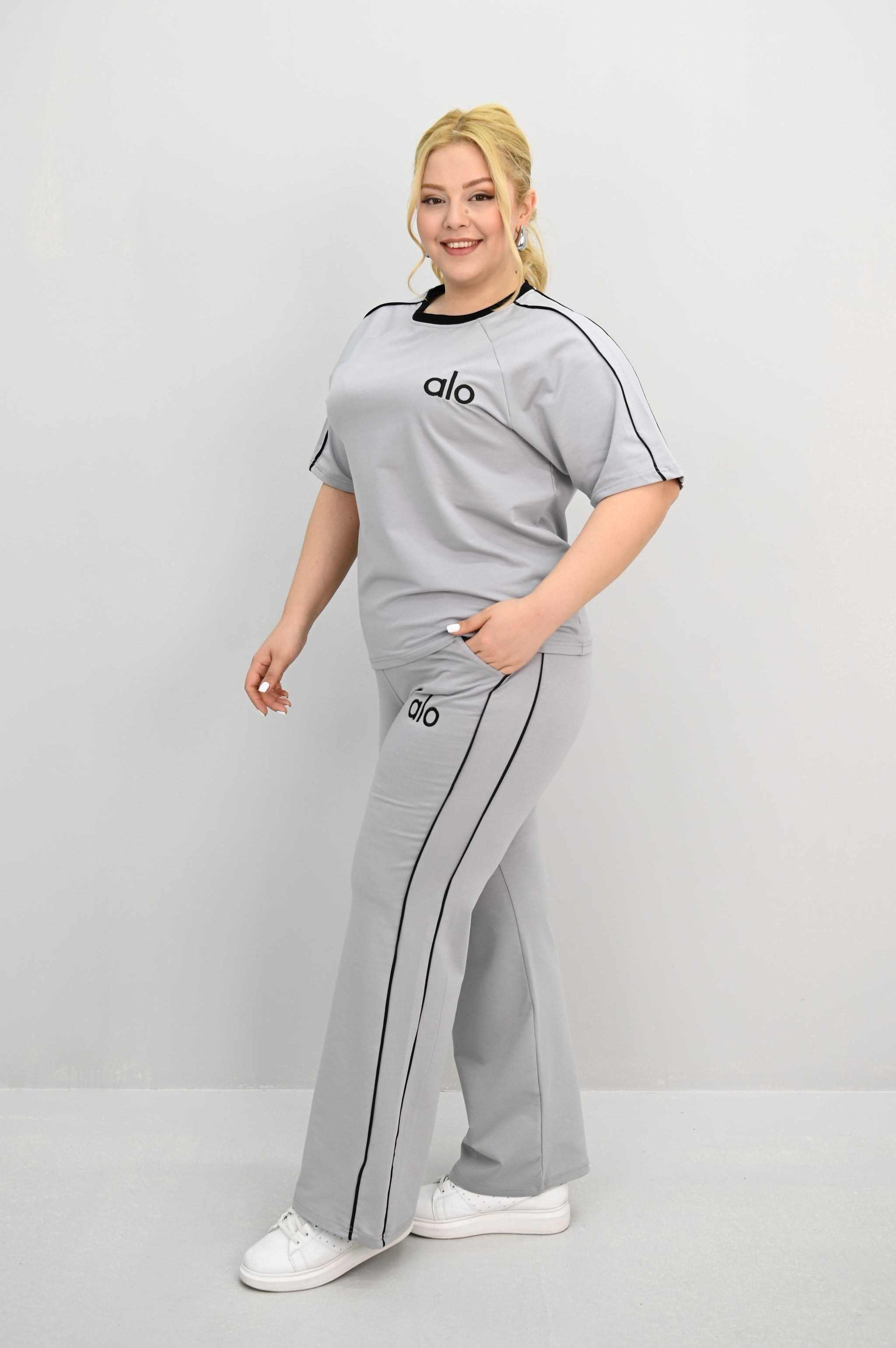 Dres damski duży rozmiar 8191