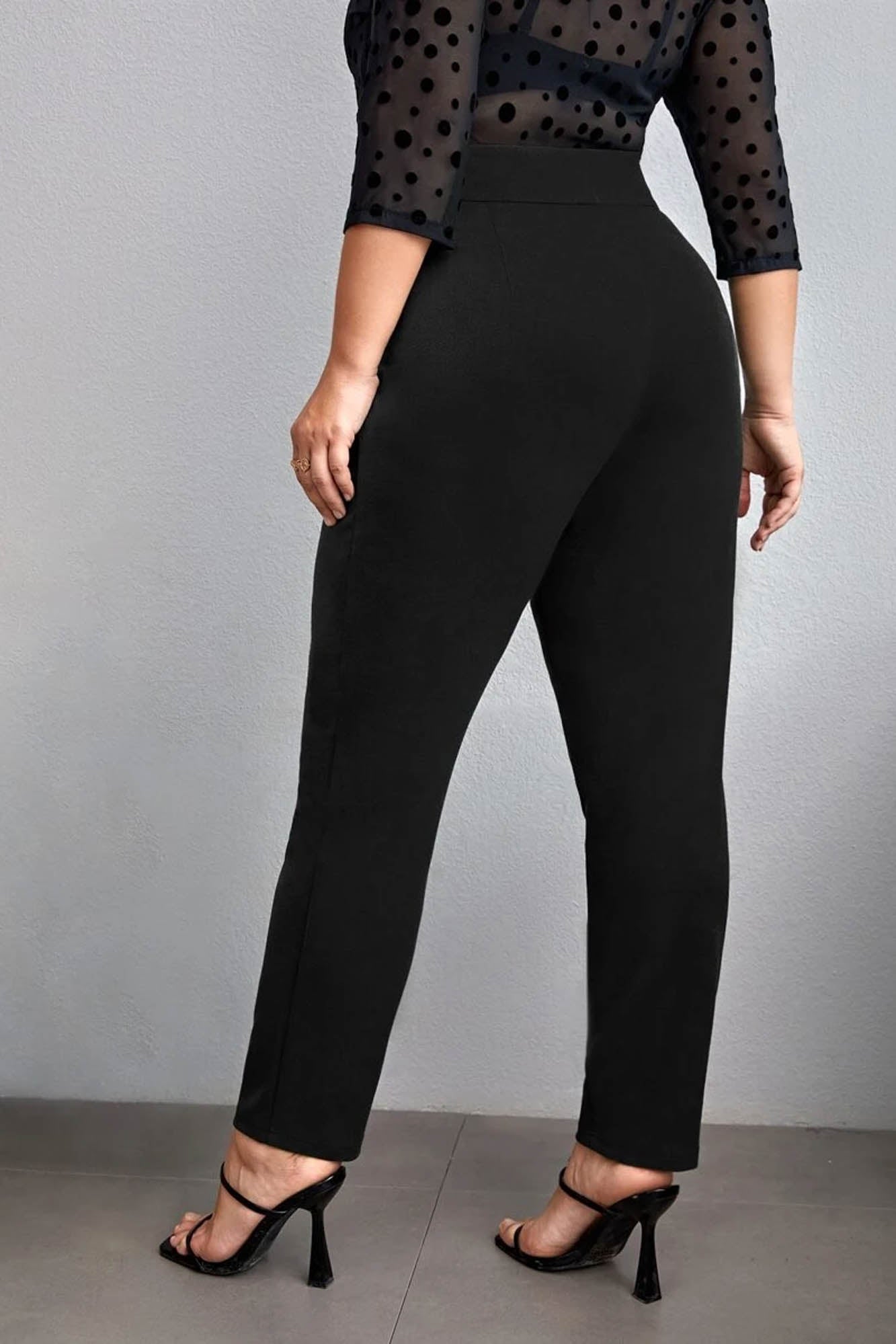 Spodnie damskie plus size z guzikami PTS002