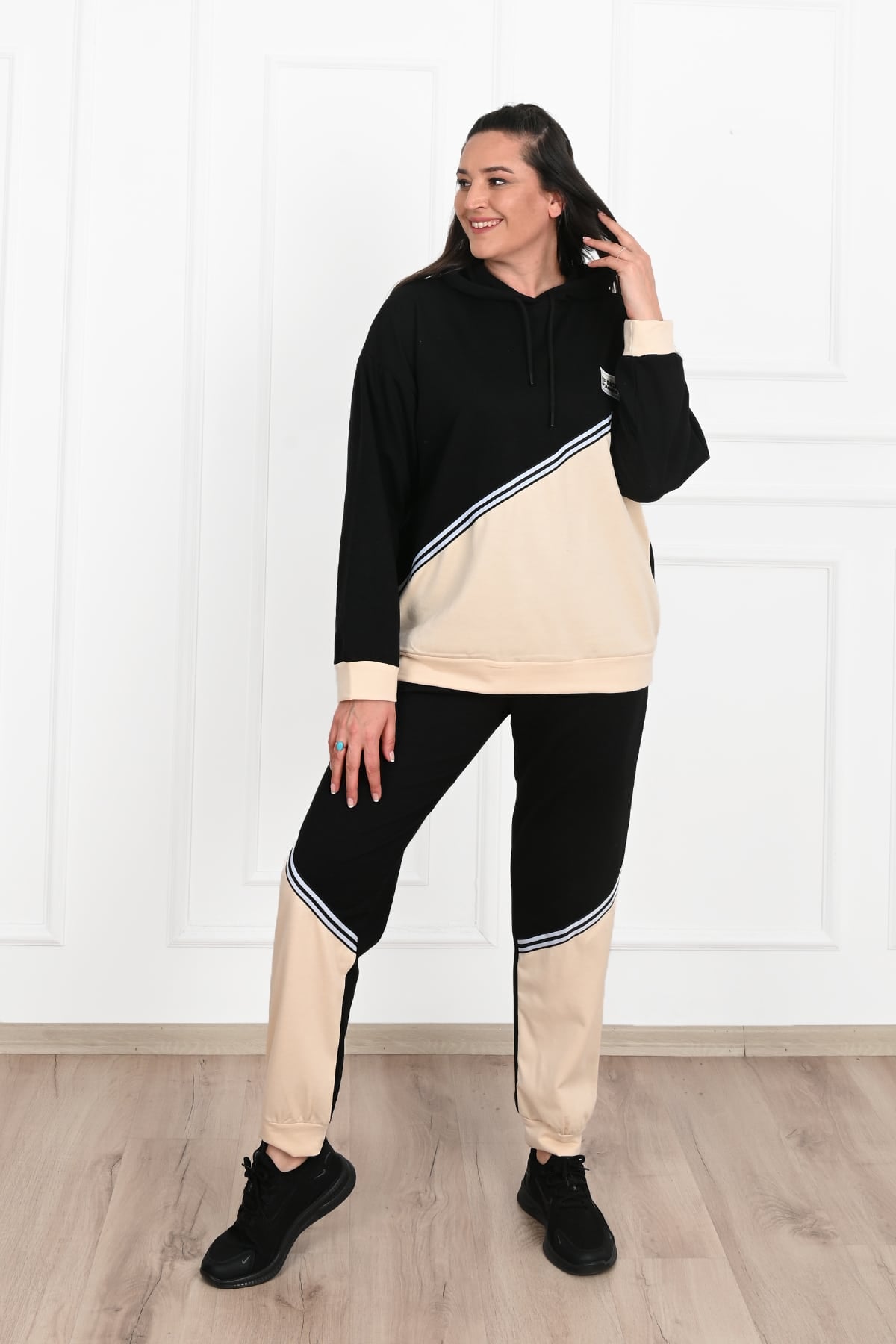 Dres damski duży rozmiar Hommes 3625-23