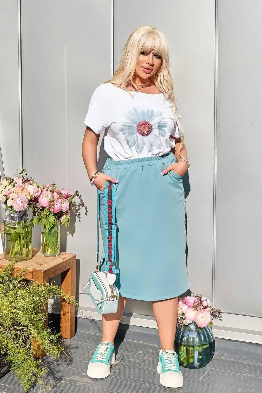 Komplet bawełniany plus size ze spódnicą i koszulką - 8029