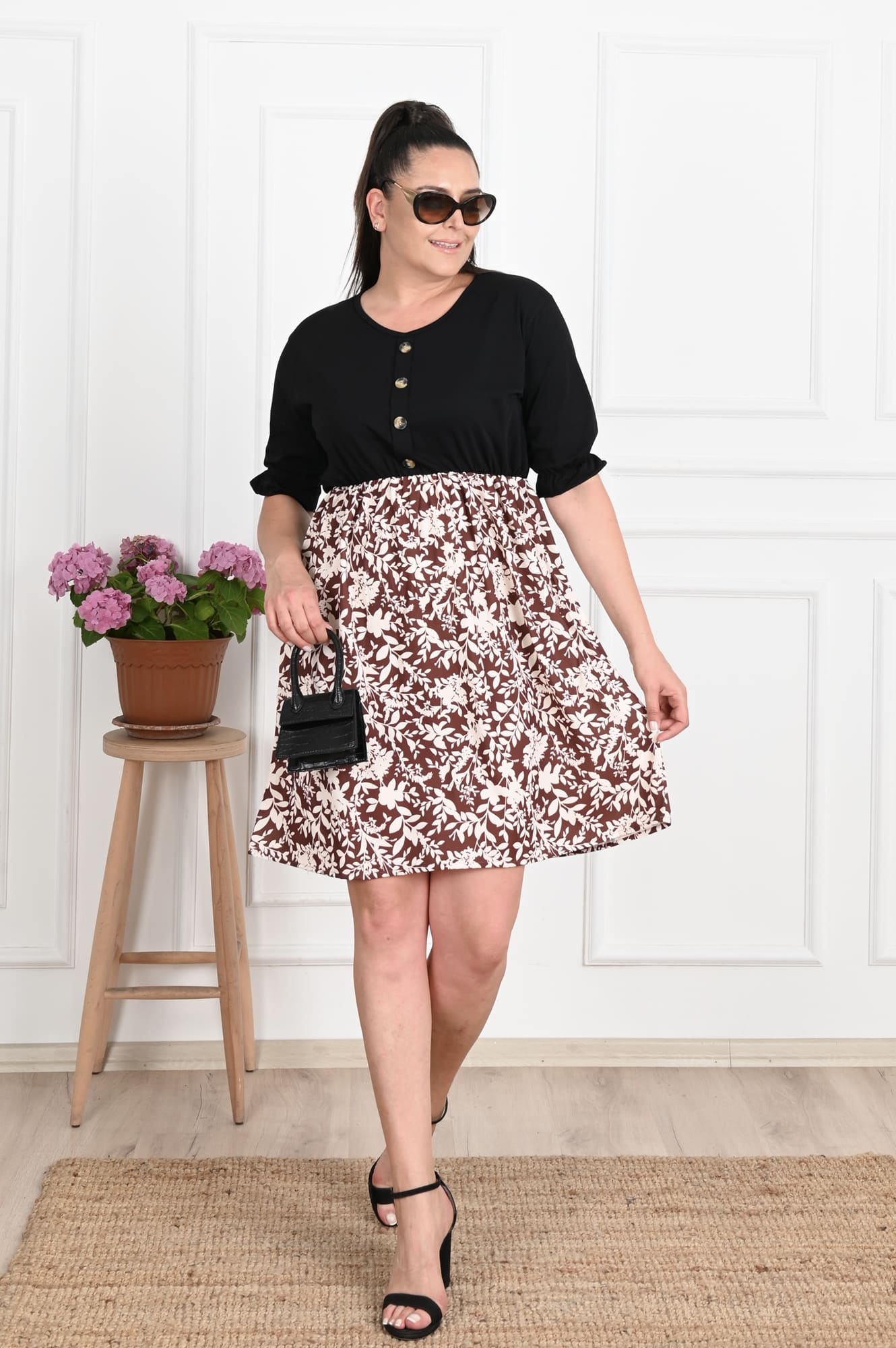 Sukienka damska plus size z guzikami 5086-22