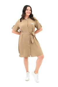 Sukienka damska plus size z guzikami i kieszeniami naszywanymi 5246