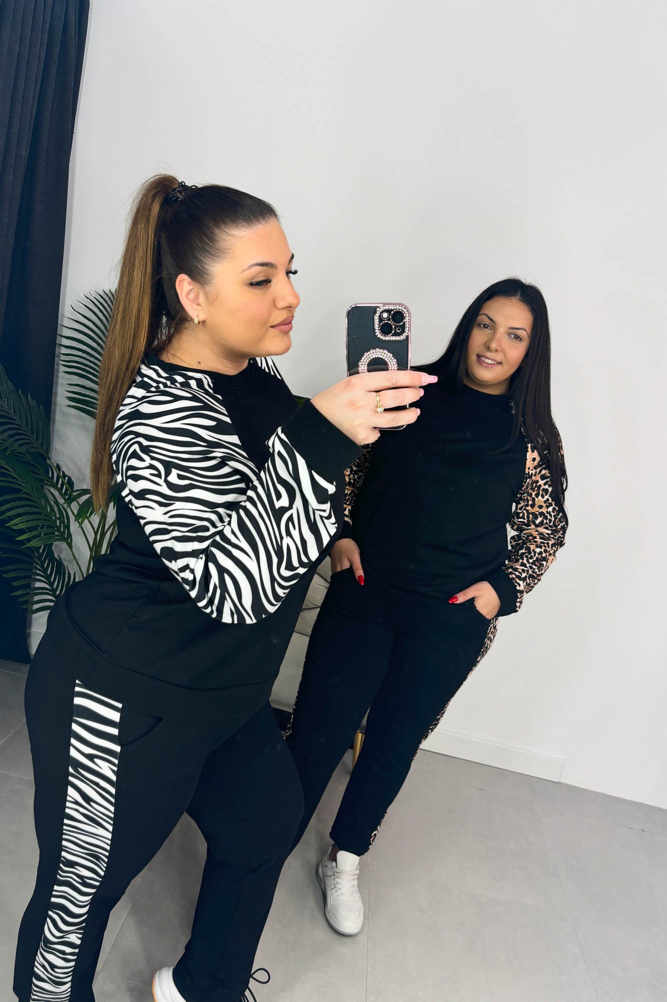 Trening dama marimi mari cu imprimeu animal print 8048