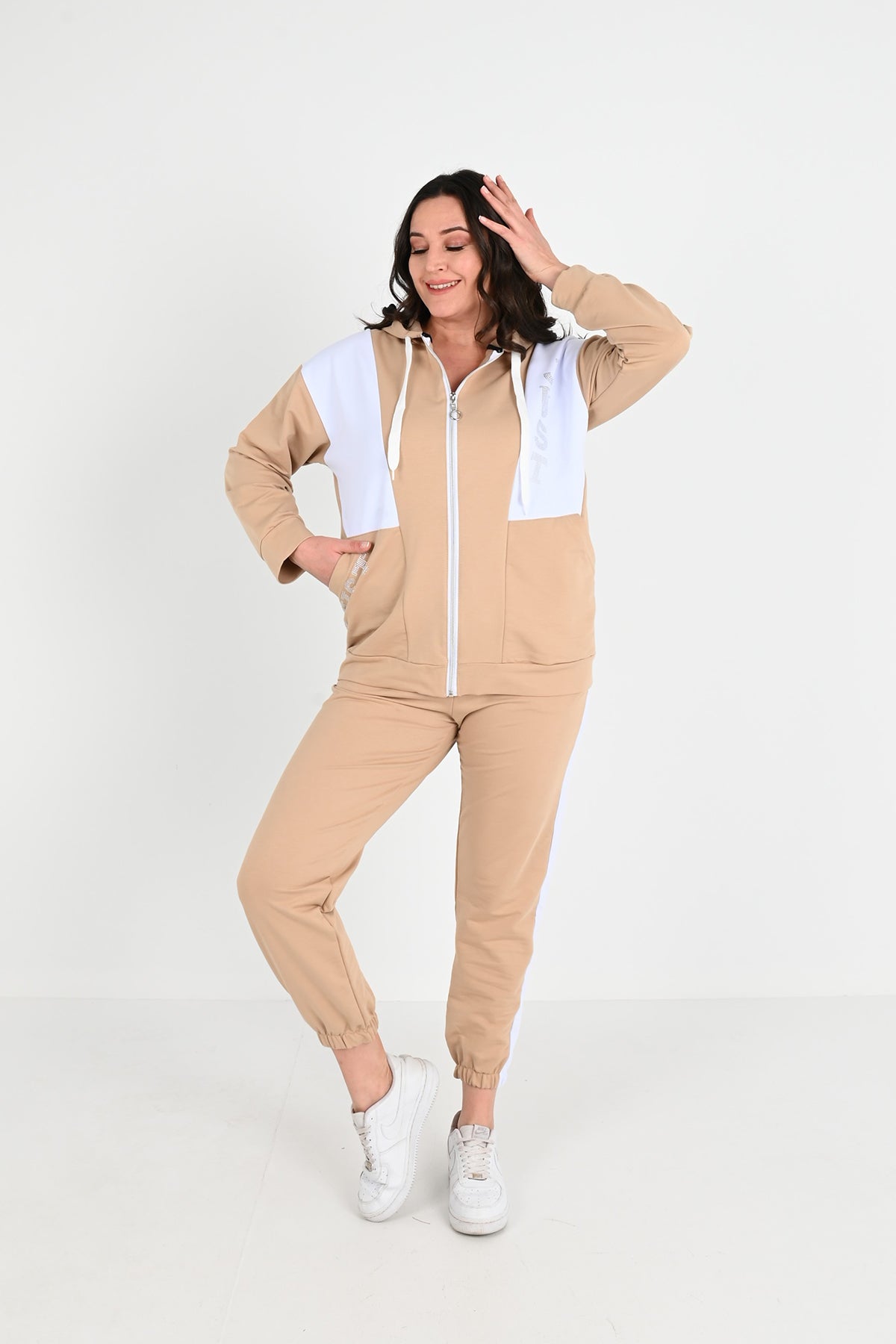 Dres damski w dużych rozmiarach 8053 Just