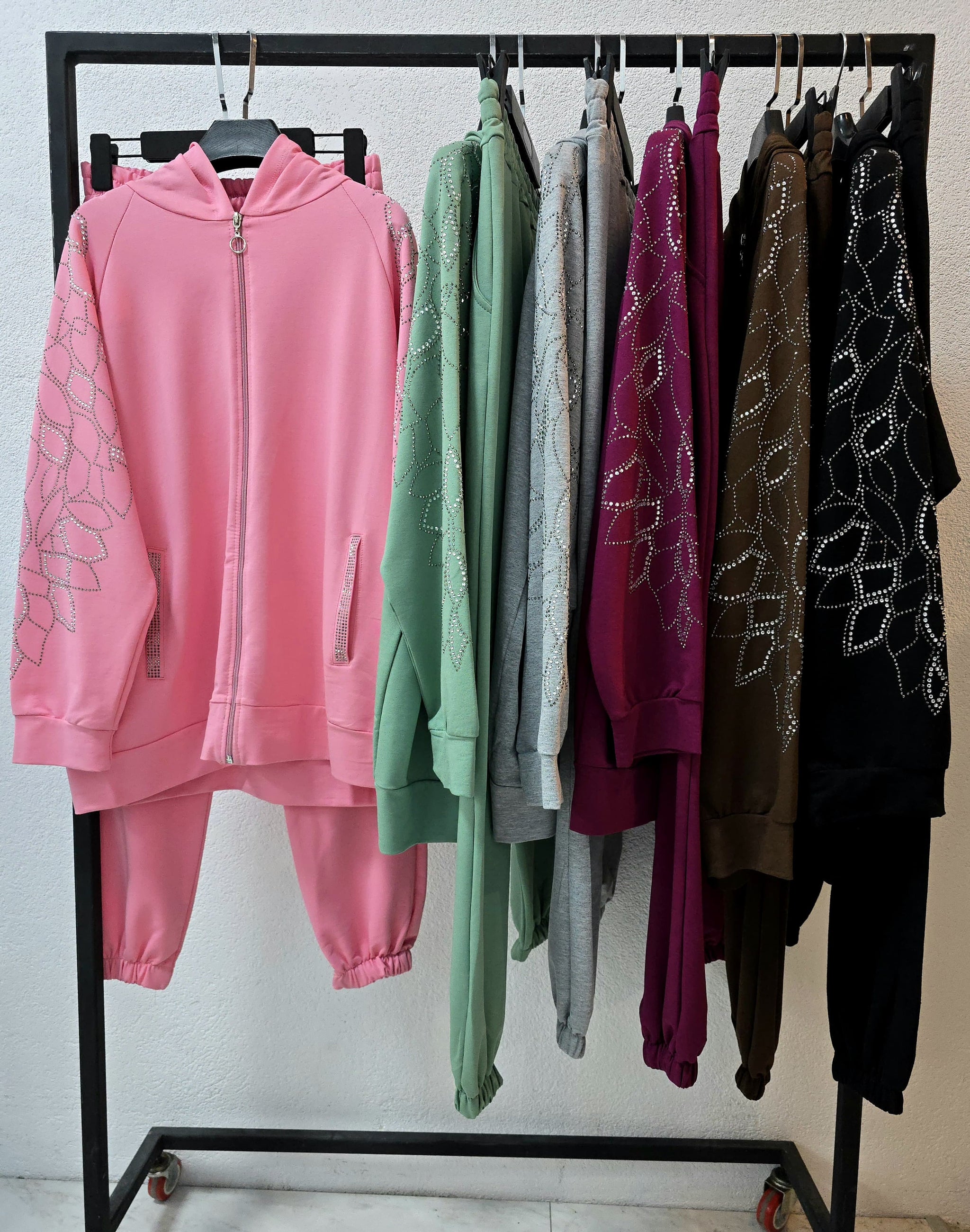 Dres damski plus size z kryształkami 8129