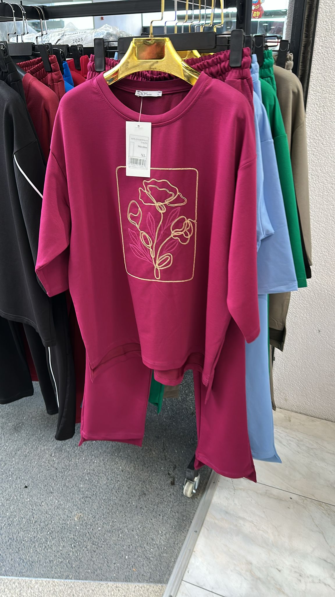 Dres damski duży rozmiar 8199