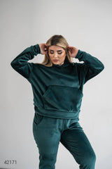 Dres damski plus size z aksamitu 8072