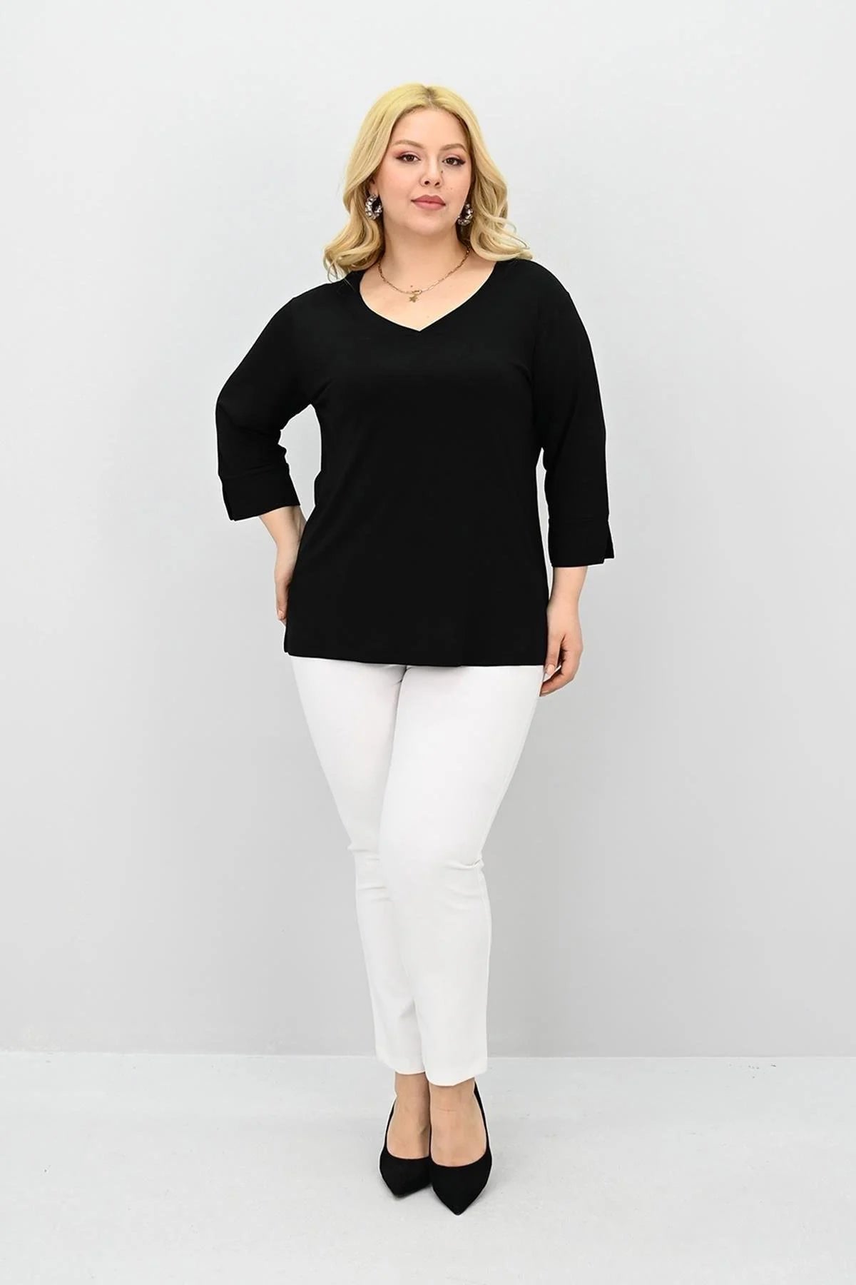 Koszulka damska plus size z koronką 1428-23