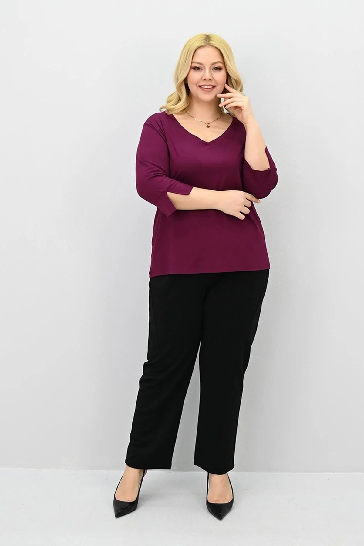 Koszulka damska plus size z koronką 1428-23