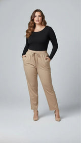 Spodnie damskie plus size z klamrą PTS003