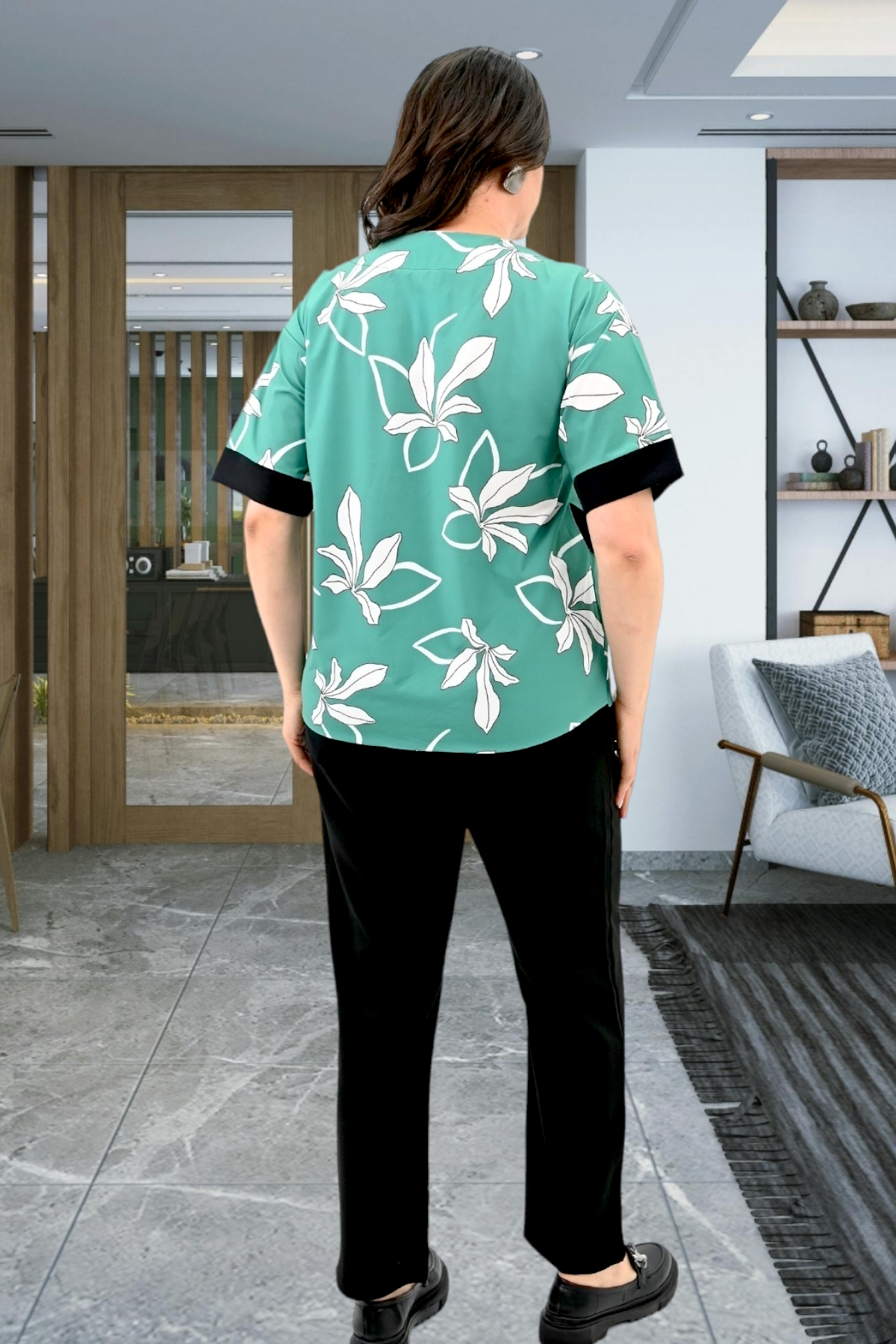 Komplet spodnie i bluzka z nadrukiem 8110