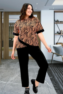 Set pantaloni si bluza cu imprimeu 8110